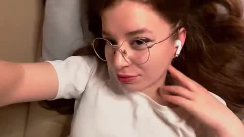 Snapshot of vellarecupero chatting on 9, 9, 2025 Sana online show from 9, 9, 2025