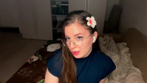 Snapshot of vellarecupero chatting on 14, 9, 2025 Sana online show from 14, 9, 2025