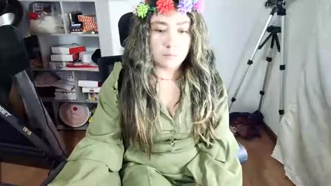 Im VelaI will be Christmas and New Year with my family December 22 to January 13 I will miss you guys. online show from 9, 3, 2026