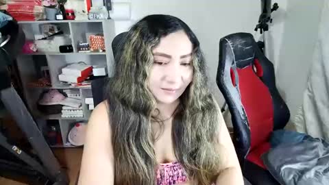 Snapshot of vellarossa chatting on 10, 5, 2026 Im VelaI will be Christmas and New Year with my family December 22 to January 13 I will miss you guys. online show from 10, 5, 2026