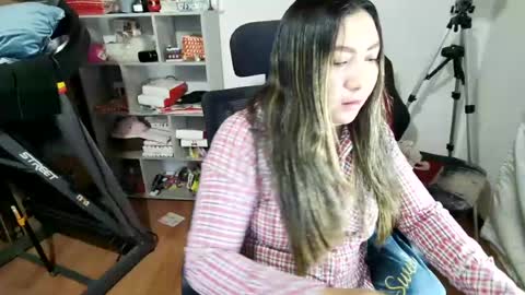 Im VelaI will be Christmas and New Year with my family December 22 to January 13 I will miss you guys. online show from 9, 7, 2026