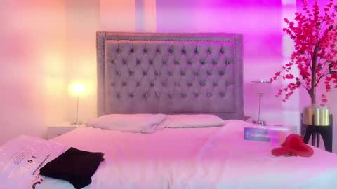 velora_nigth online show from 25, 4, 2026