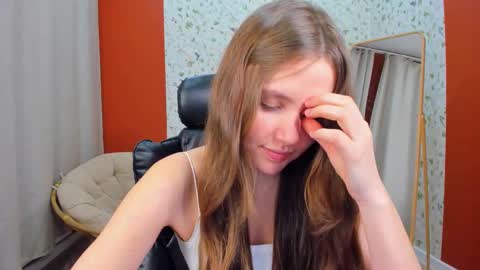 Snapshot of velvet_cherry chatting on 19, 2, 2025 velvet_cherry online show from 19, 2, 2025