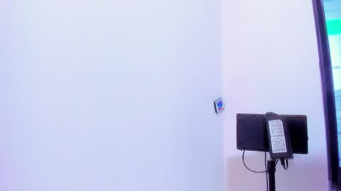 Snapshot of velvet_giirll chatting on 1, 6, 2026 velvet_giirll online show from 1, 6, 2026