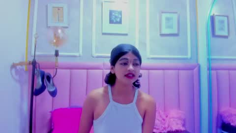Snapshot of velvet_giirll chatting on 8, 6, 2026 velvet_giirll online show from 8, 6, 2026