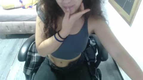 velvet_moon_v online show from 28, 11, 2025