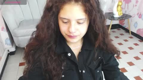 velvet_moon_v online show from 1, 4, 2026