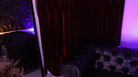 Velvet  online show from 28, 4, 2026