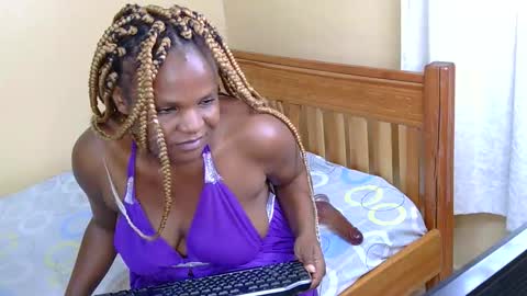 velvetgoddesss online show from 10, 3, 2026