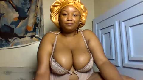 Snapshot of velvetnova_x91 chatting on 4, 8, 2026 Prettie diva online show from 4, 8, 2026