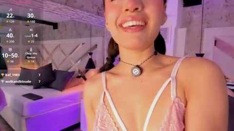 Snapshot of velvett_moon__ chatting on 5, 5, 2026 velvett_moon__ online show from 5, 5, 2026