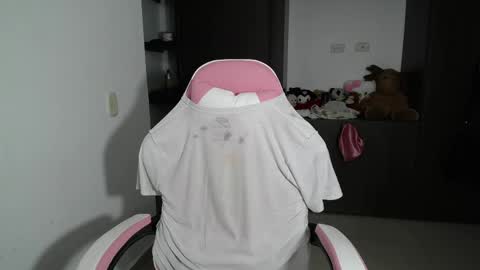 Snapshot of venelope1 chatting on 17, 5, 2026 Venelope 3 online show from 17, 5, 2026