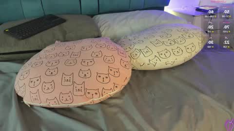 venezolana_caro online show from 5, 10, 2025