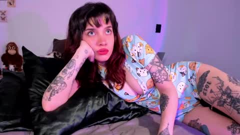 Snapshot of venicebtch666 chatting on 10, 5, 2026 Lanna online show from 10, 5, 2026