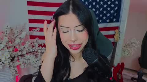 Vivian online show from 6, 3, 2026