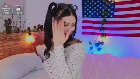 Vivian online show from 31, 3, 2026