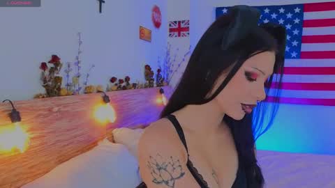Snapshot of venomeowww_ chatting on 30, 5, 2026 Vivian online show from 30, 5, 2026