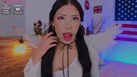 Snapshot of venomeowww_ chatting on 31, 5, 2026 Vivian online show from 31, 5, 2026