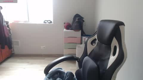 Snapshot of venus496613 chatting on 30, 5, 2026 venus496613 online show from 30, 5, 2026