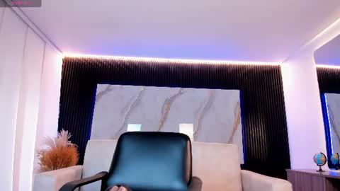 Snapshot of venus_cooperr chatting on 14, 7, 2026 Venus Cooperr online show from 14, 7, 2026