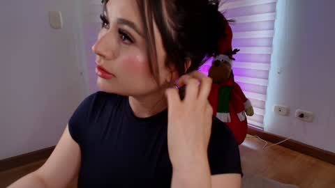 Snapshot of venus_leroy chatting on 11, 12, 2024 Venus online show from 11, 12, 2024