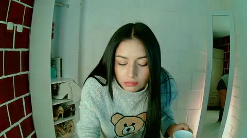Snapshot of venus_megan chatting on 7, 1, 2025 emily independent account MY conextion 1100 GTM to 17hr GTM online show from 7, 1, 2025
