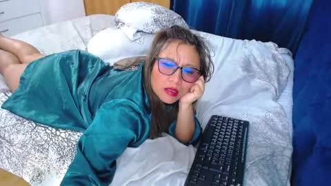 venushot1xx online show from 9, 2, 2026