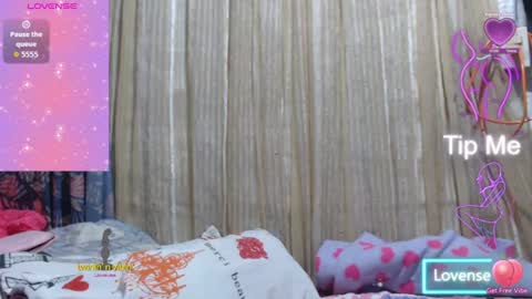 Snapshot of venuslovelatina chatting on 10, 7, 2026 venuslovelatina online show from 10, 7, 2026