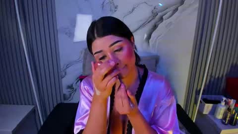 Snapshot of venusowen_ chatting on 24, 4, 2026 Venusowen online show from 24, 4, 2026
