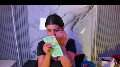 Snapshot of venusowen_ chatting on 28, 5, 2026 Venusowen online show from 28, 5, 2026