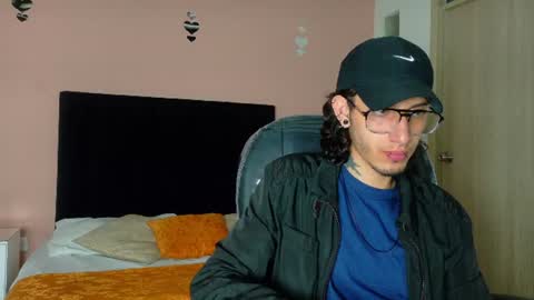 Snapshot of vergil_noir chatting on 12, 7, 2026 vergil_noir online show from 12, 7, 2026