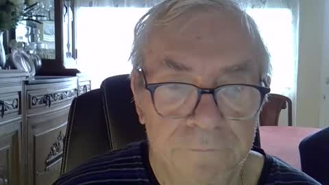 Snapshot of vergne50 chatting on 10, 4, 2026 vergne50 online show from 10, 4, 2026