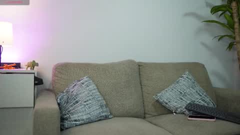 Snapshot of vero_cam chatting on 5, 10, 2025 vero_cam online show from 5, 10, 2025