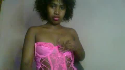 veroline01011999 online show from 31, 3, 2026