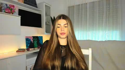 Snapshot of veronarolls chatting on 27, 2, 2025 Lolitalolz online show from 27, 2, 2025