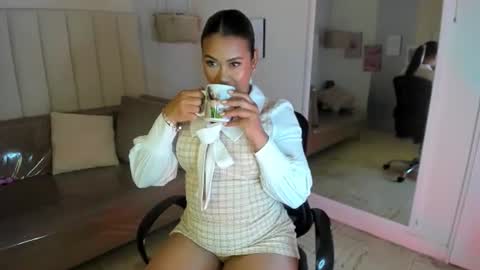 Snapshot of veronica_b07 chatting on 18, 7, 2026 Veronica3 online show from 18, 7, 2026