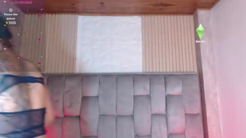 Snapshot of veronica_saenzz1 chatting on 20, 2, 2025 Vero online show from 20, 2, 2025