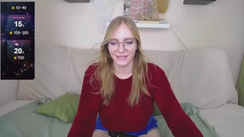 Snapshot of veronicaandersen chatting on 1, 2, 2025 VERONICA online show from 1, 2, 2025