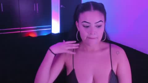 Snapshot of veronicabrown_xxx chatting on 9, 7, 2026 Vero online show from 9, 7, 2026