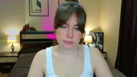Snapshot of veronicafreman chatting on 28, 4, 2026 Veronica online show from 28, 4, 2026