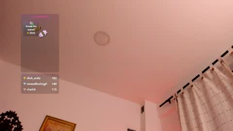 Snapshot of veronicagilss chatting on 31, 5, 2026 Veronica Gills online show from 31, 5, 2026
