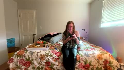 Veronica Lake online show from 12, 11, 2025