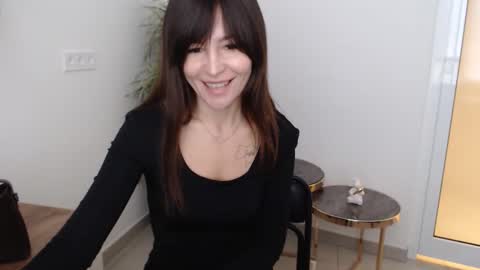 Snapshot of veronik_shy chatting on 13, 11, 2025 veronik_shy online show from 13, 11, 2025