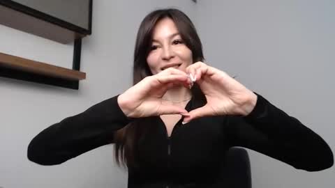 Snapshot of veronik_shy chatting on 28, 2, 2026 veronik_shy online show from 28, 2, 2026