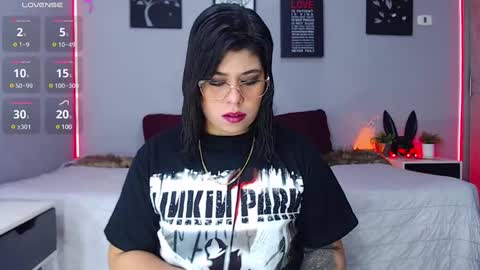 Miss Veronika online show from 25, 2, 2025