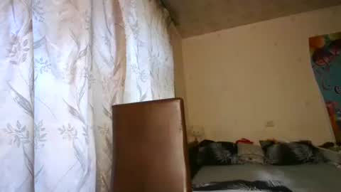 Snapshot of veronika_xi chatting on 10, 9, 2025 veronika_xi online show from 10, 9, 2025