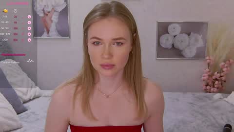 Snapshot of veronikamitchel chatting on 3, 12, 2024 Veronika online show from 3, 12, 2024