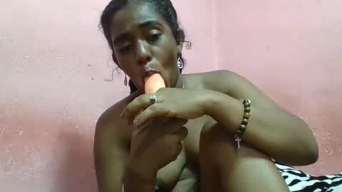 Snapshot of verronique1511 chatting on 12, 3, 2025 verronique1511 online show from 12, 3, 2025
