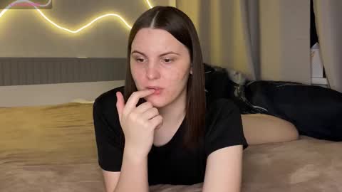 Karina followed me bb online show from 6, 11, 2025