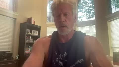 Snapshot of vervalas1 chatting on 9, 8, 2026 Vervalas online show from 9, 8, 2026